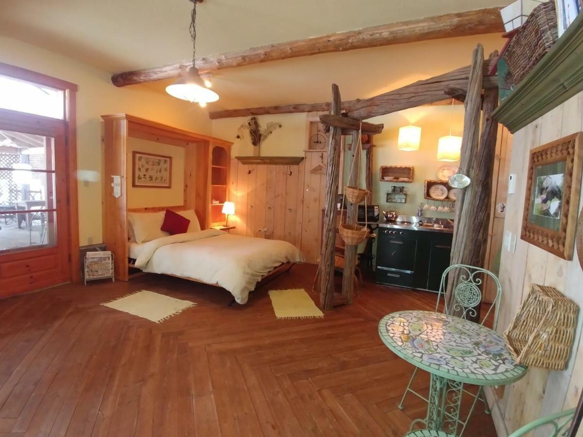 Jardins De L'Achillee Millefeuille Bed & Breakfast La Conception Exterior photo